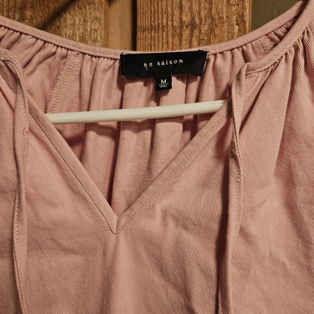 Pink Long-Sleeve Tiered Dress. Size MEDIUM - Picture 3 of 7
